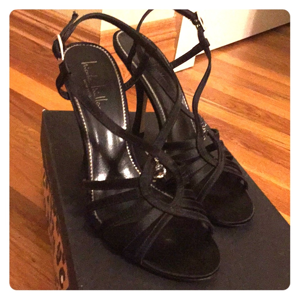 🛑 Nicole Miller Heels